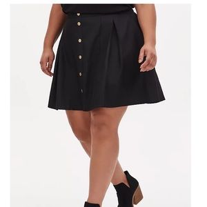 Torrid Black Twill Pleated Button Mini Skirt L/XL